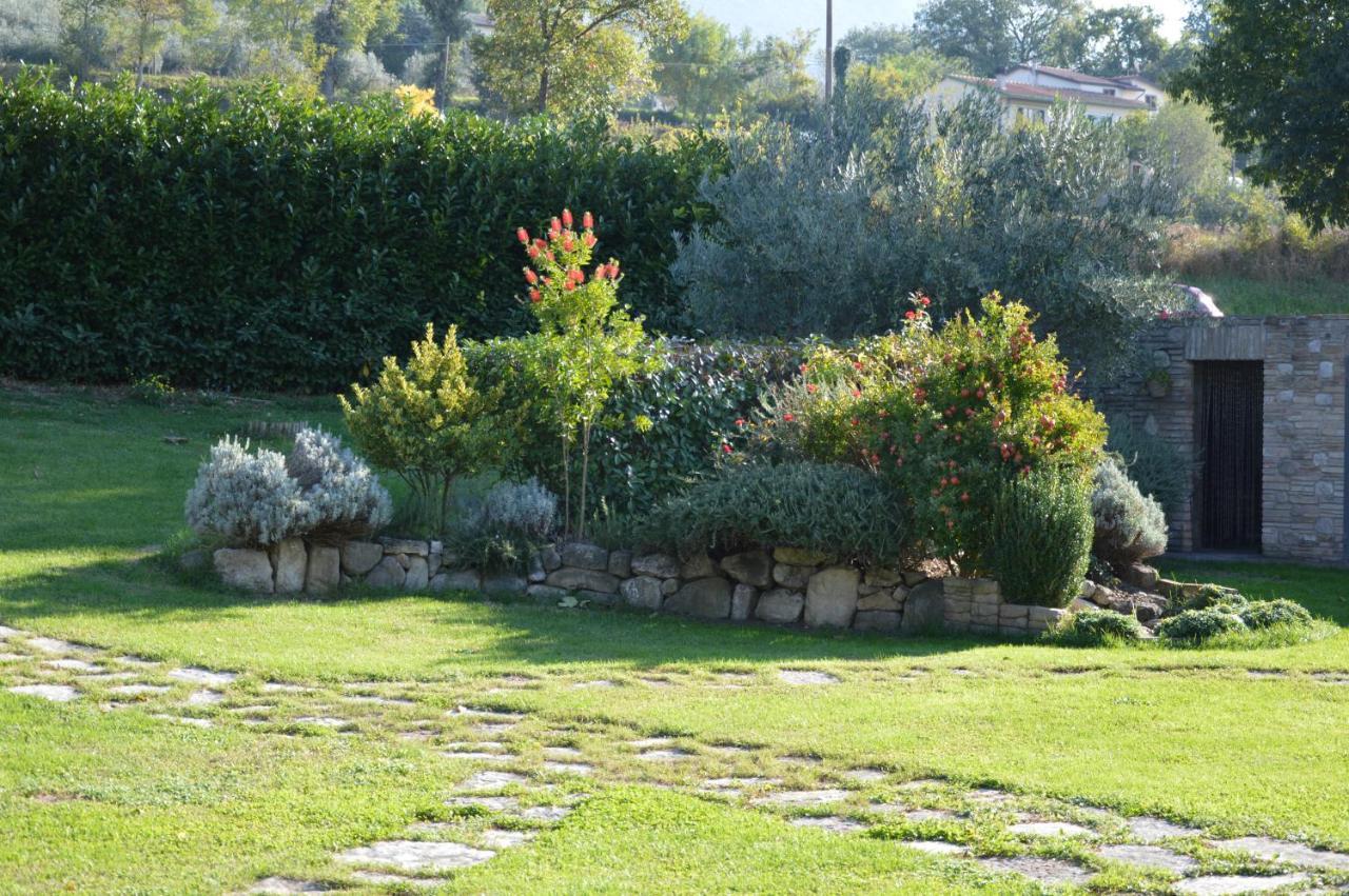 La Sorgente Del Subasio Assisi Apartment Luaran gambar