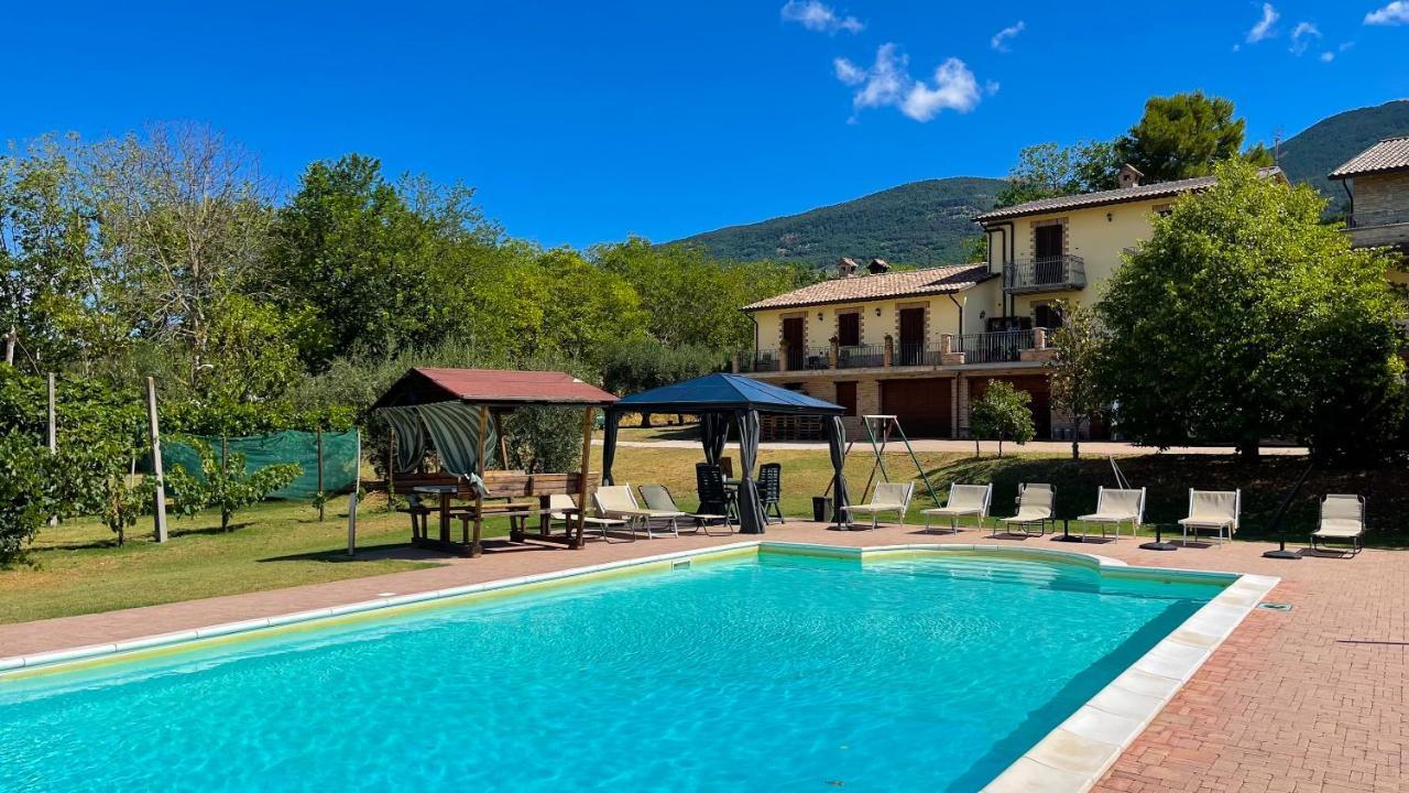 La Sorgente Del Subasio Assisi Apartment Luaran gambar