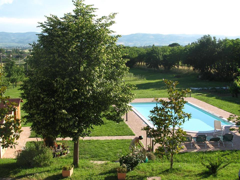 La Sorgente Del Subasio Assisi Apartment Luaran gambar