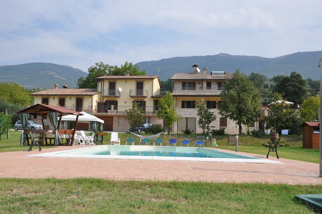 La Sorgente Del Subasio Assisi Apartment Luaran gambar