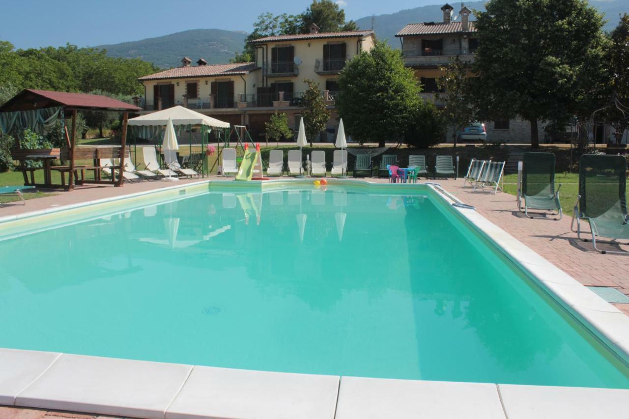 La Sorgente Del Subasio Assisi Apartment Luaran gambar